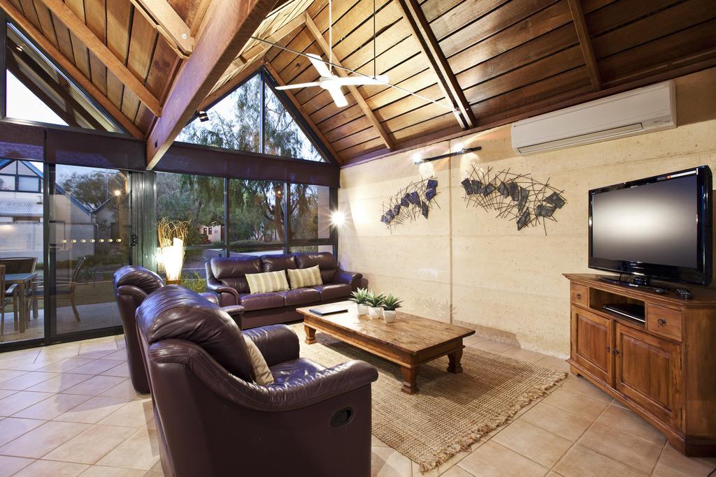Whalers Cove Villas 던스브로그 외부 사진